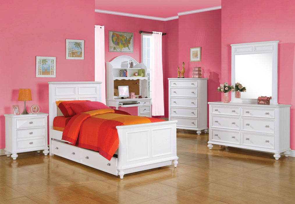 Athena - Full Bed - White - 50"