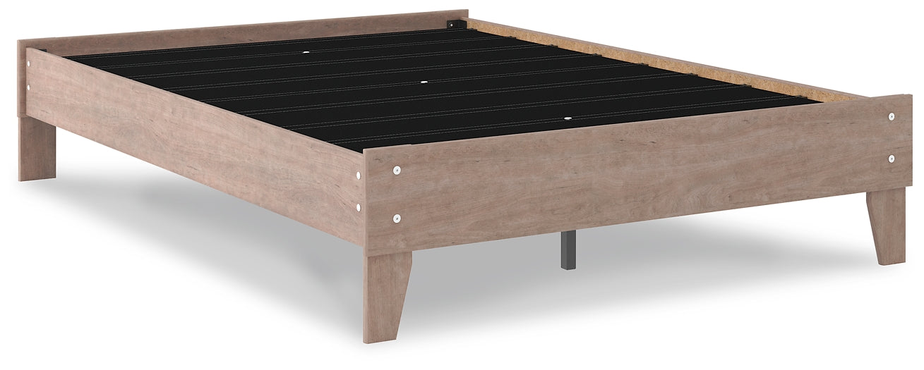 Flannia  Platform Bed